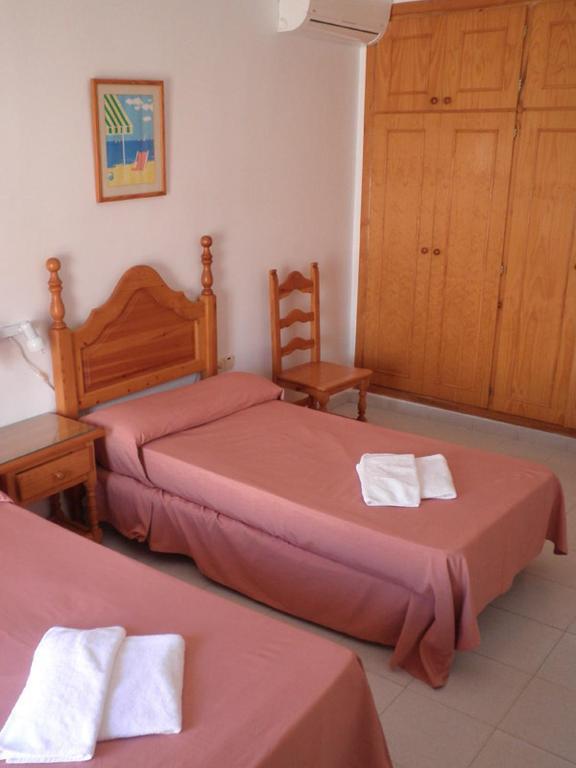 Pensión Felipe Carboneras Habitación foto
